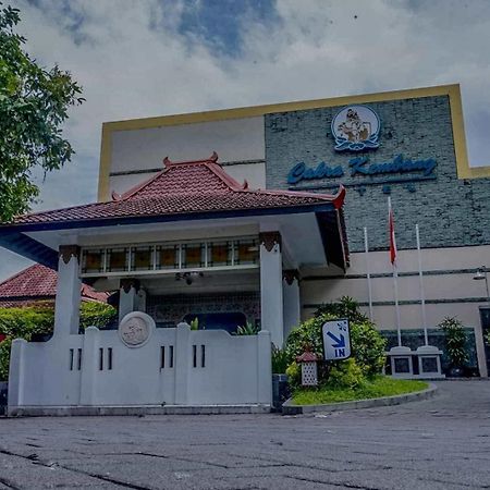 Cakra Kembang Hotel Kejayan Extérieur photo