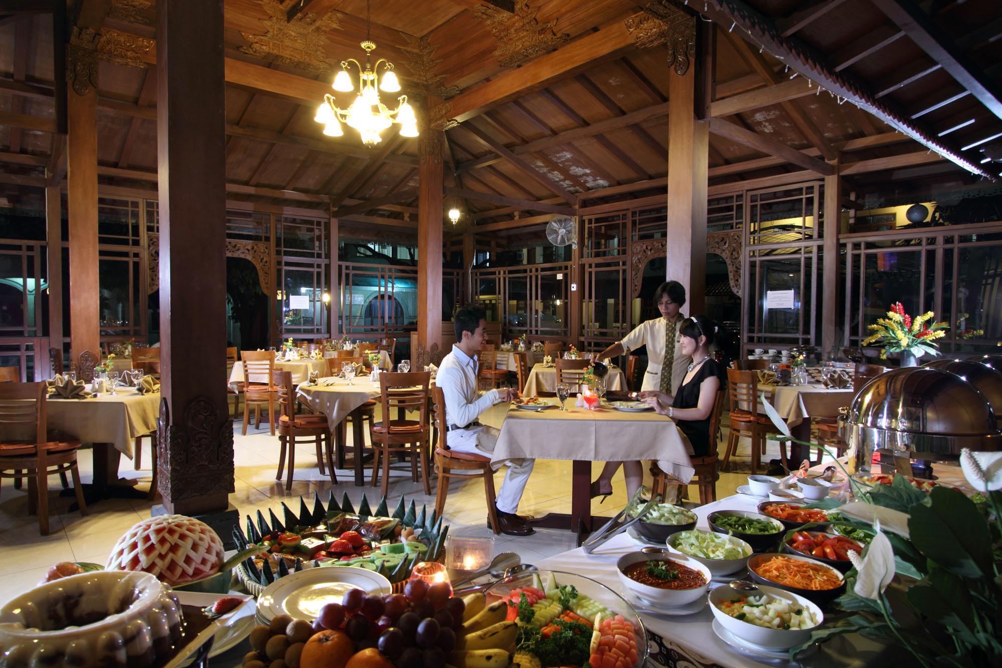 Cakra Kembang Hotel Kejayan Extérieur photo